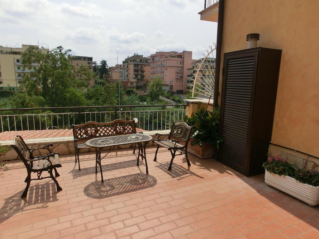 Appartamento Piccolo Sas Di Picchi Amelia & Co Roma